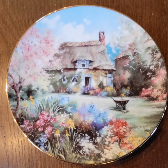 Vintage 1990's Marty Bell The Chaplain's Garden Plate - Picture 1 of 3